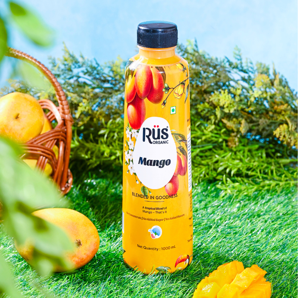organic mango 1 liter bottel in mango farm fresh and pure natural mangoes
